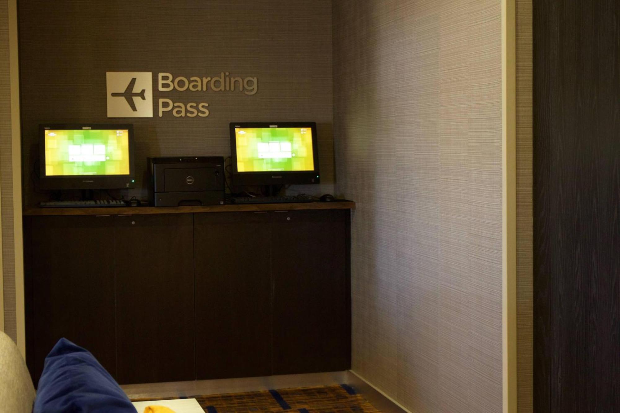 Courtyard By Marriott Asheville Airport Fletcher Extérieur photo