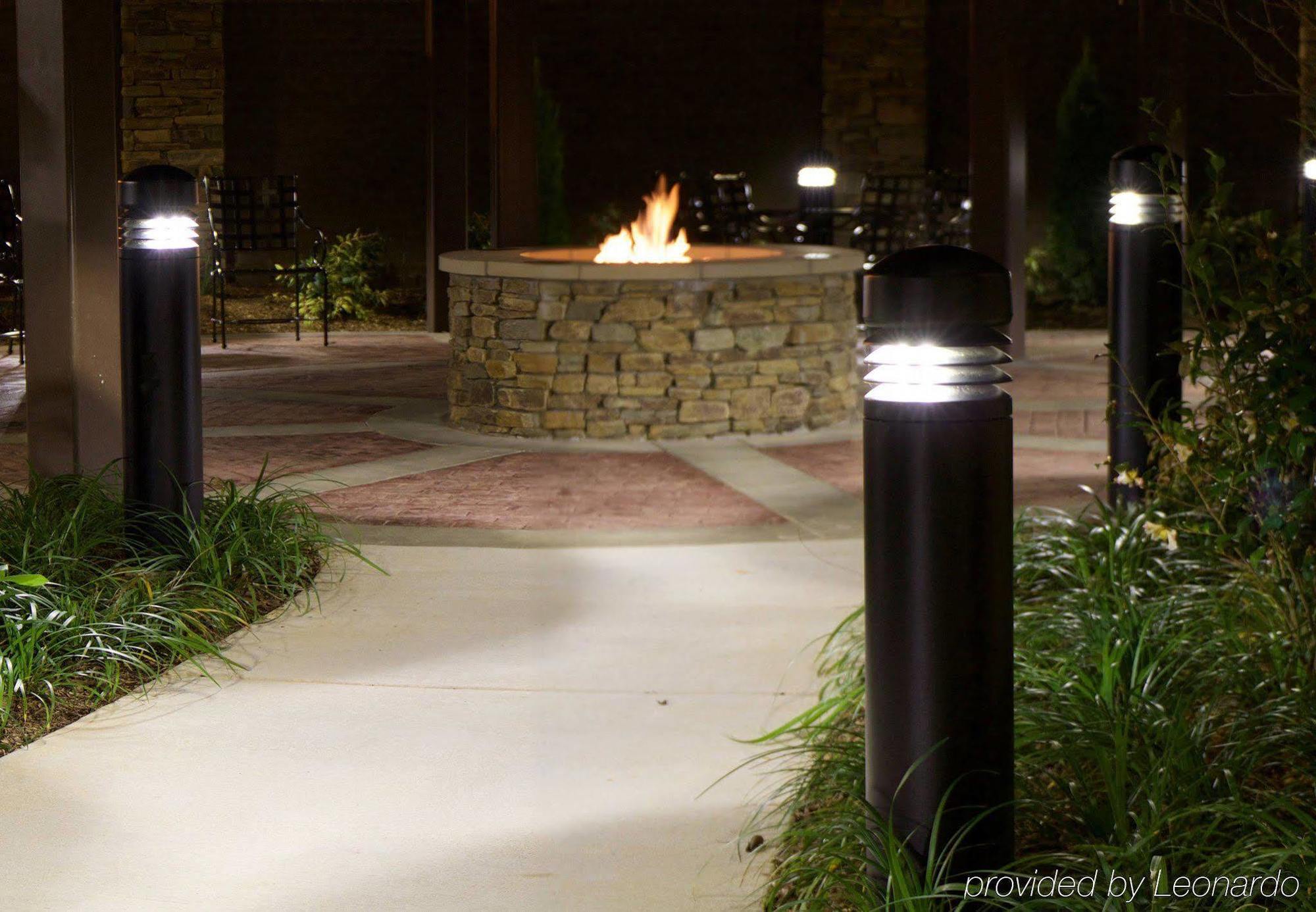 Courtyard By Marriott Asheville Airport Fletcher Extérieur photo
