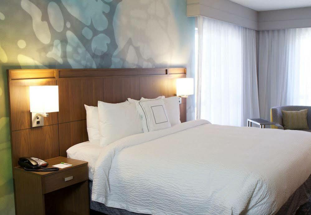 Courtyard By Marriott Asheville Airport Fletcher Extérieur photo